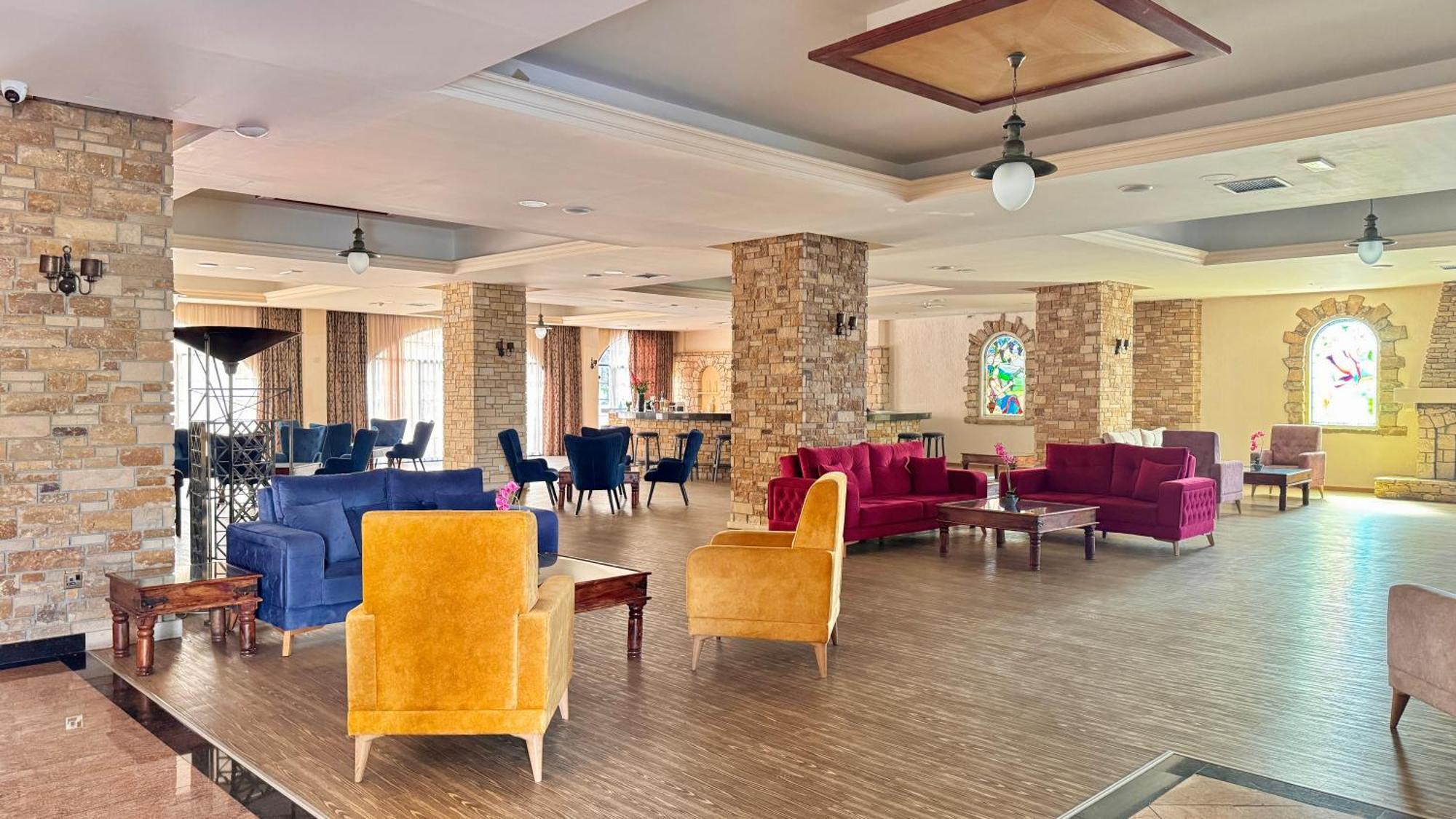 Navarria Blue Hotel Limasol Dış mekan fotoğraf