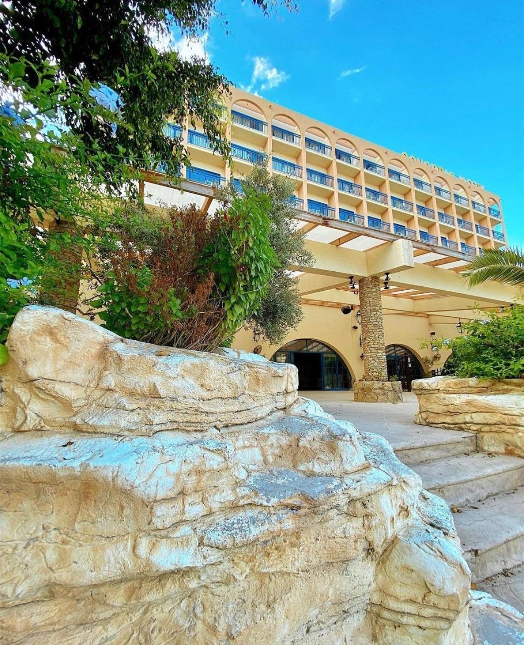 Navarria Blue Hotel Limasol Dış mekan fotoğraf